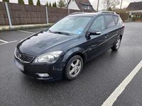 Gebraucht Kia Ceed 115 PS (84 kW) 2011 Schwarz Kleinwagen