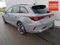 Neu Cupra Leon 2025 Grau