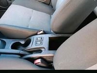 Gebraucht Mitsubishi Carisma 103 PS (75 kW) 2003 Blau Kombi