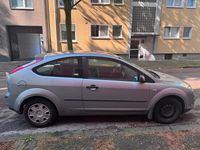 Gebraucht Ford Focus 100 PS (73 kW) 2006 Silber Limousine