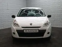 Gebraucht Renault Clio 75 PS (55 kW) 2012 Weiß Kleinwagen