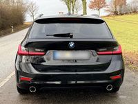 Gebraucht BMW 330 Shadowline 286 PS (210 kW) 2020 Schwarz Kombi