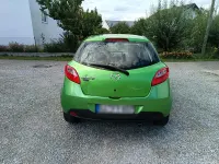 Gebraucht Mazda 2 75 PS (55 kW) 2011 Grün Kleinwagen