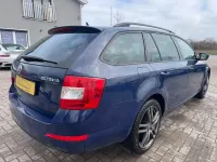 Używany Skoda Octavia Ambition 110 KM (80 kW) 2015 Niebieski Hatchback