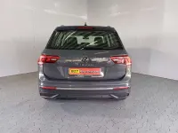 Gebraucht VW Tiguan Life 150 PS (110 kW) 2023 Grau SUV