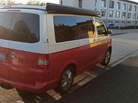 Gebraucht VW Transporter 140 PS (102 kW) 2016 Rot Van
