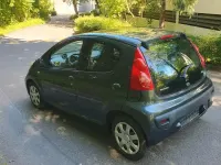 Gebraucht Peugeot 107 69 PS (50 kW) 2012 Grau Kleinwagen