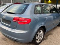 gebraucht Audi A3 Sportback 1.6 TDI Attraction