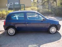 Second-hand Renault Clio II 58 CP (42 kW) 2000 Albastru Hatchback