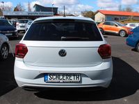 Gebraucht VW Polo Beats 95 PS (69 kW) 2017 White silver metallic Kleinwagen