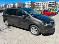 Gebraucht VW Sharan 150 PS (110 kW) 2018 Braun Van / Kleinbus