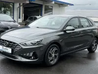 Gebraucht Hyundai i30 120 PS (88 kW) 2022 Amazon grey / met Limousine