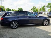 Gebraucht Mercedes E220 Avantgarde 194 PS (142 kW) 2019 Cavansitblau metalliclack Kombi