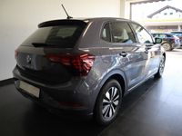 Gebraucht VW Polo Move 95 PS (69 kW) 2024 Grau Limousine
