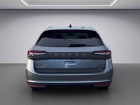 Neu Skoda Superb Selection 150 PS (110 kW) 2025 Grau Limousine