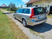 Gebraucht Volvo V70 Kinetic 181 PS (133 kW) 2014 Silber Kombi