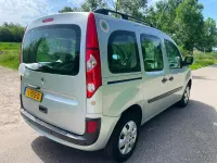 Gebraucht Renault Kangoo 106 PS (77 kW) 2011 Grau Van / Kleinbus
