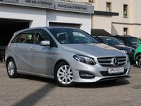 Gebraucht Mercedes B180 122 PS (89 kW) 2015 Silber Kleinwagen