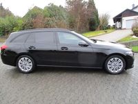 Gebraucht Mercedes C200 163 PS (119 kW) 2023 Schwarz Limousine