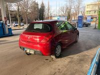 Gebraucht Peugeot 308 Access 98 PS (72 kW) 2012 Rot Limousine