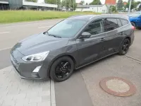 Gebraucht Ford Focus 120 PS (88 kW) 2018 Grau Limousine