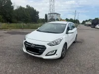 Gebraucht Hyundai i30 Style 110 PS (80 kW) 2015 Weiß Limousine