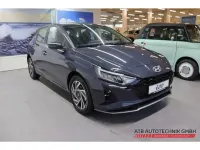 Neu Hyundai i20 Trend 90 PS (66 kW) 2026 Mineraleffekt (grau Limousine