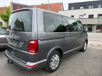 Gebraucht VW Caravelle 204 PS (150 kW) 2017 Grau Van