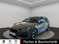 Używany Seat Leon Basis 190 KM (139 kW) 2023 Szary Sedan/Limuzyna