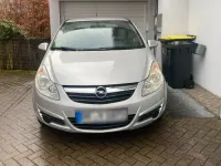 Używany Opel Corsa 59 KM (43 kW) 2008 Srebrny Hatchback