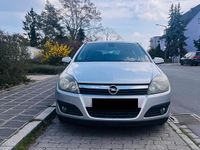 Gebraucht Opel Astra 111 PS (81 kW) 2005 Silber Kleinwagen