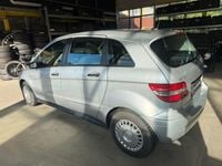 Gebraucht Mercedes B170 116 PS (85 kW) 2008 Silber Van / Kleinbus