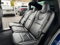 Second-hand Tesla Model X 397 kW (541 CP) 2017 Albastru SUV