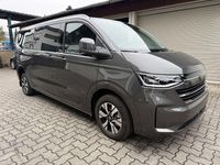 Neu VW T7 Style 150 PS (110 kW) 2026 Grau Van