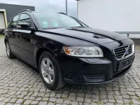 Używany Volvo V50 170 KM (125 kW) 2008 Czarny Kombi
