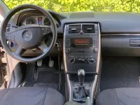 Gebraucht Mercedes B150 95 PS (69 kW) 2007 Schwarz Van / Kleinbus