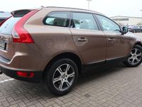 Gebraucht Volvo XC60 Summum 163 PS (119 kW) 2012 Braun SUV