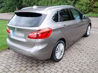 gebraucht BMW 218 Active Tourer i Luxury Line aus erster Hand