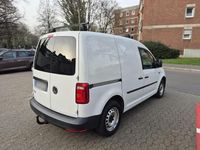 Gebraucht VW Caddy 102 PS (75 kW) 2018 Weiß Van / Kleinbus
