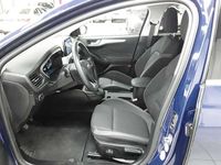 Gebraucht Ford Focus Cool & Connect 150 PS (110 kW) 2020 Blazer blau Kombi