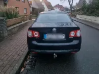 Używany VW Jetta 100 KM (73 kW) 2006 Czarny Sedan/Limuzyna