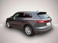 Gebraucht VW Touareg Elegance 231 PS (169 kW) 2024 Manufacturer SUV
