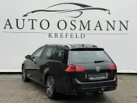 Gebraucht VW Golf VII Allstar 125 PS (91 kW) 2016 Deep black perleffekt Kombi