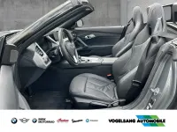 Gebraucht BMW Z4 Sport Line 197 PS (144 kW) 2025 Grau Cabrio