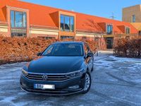 Gebraucht VW Passat Elegance 150 PS (110 kW) 2021 Grau Kombi