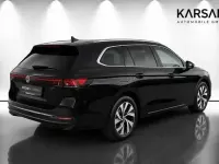 Gebraucht VW Passat Business 150 PS (110 kW) 2024 Schwarz Kombi