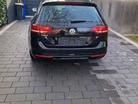 Gebraucht VW Passat Comfortline 150 PS (110 kW) 2016 Schwarz Kombi