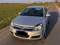 Gebraucht Opel Astra 90 PS (66 kW) 2004 Silber Limousine