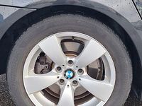 Gebraucht BMW 525 197 PS (144 kW) 2007 Schwarz Kombi