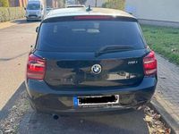 Gebraucht BMW 116 Advantage 122 PS (89 kW) 2014 Schwarz Kleinwagen